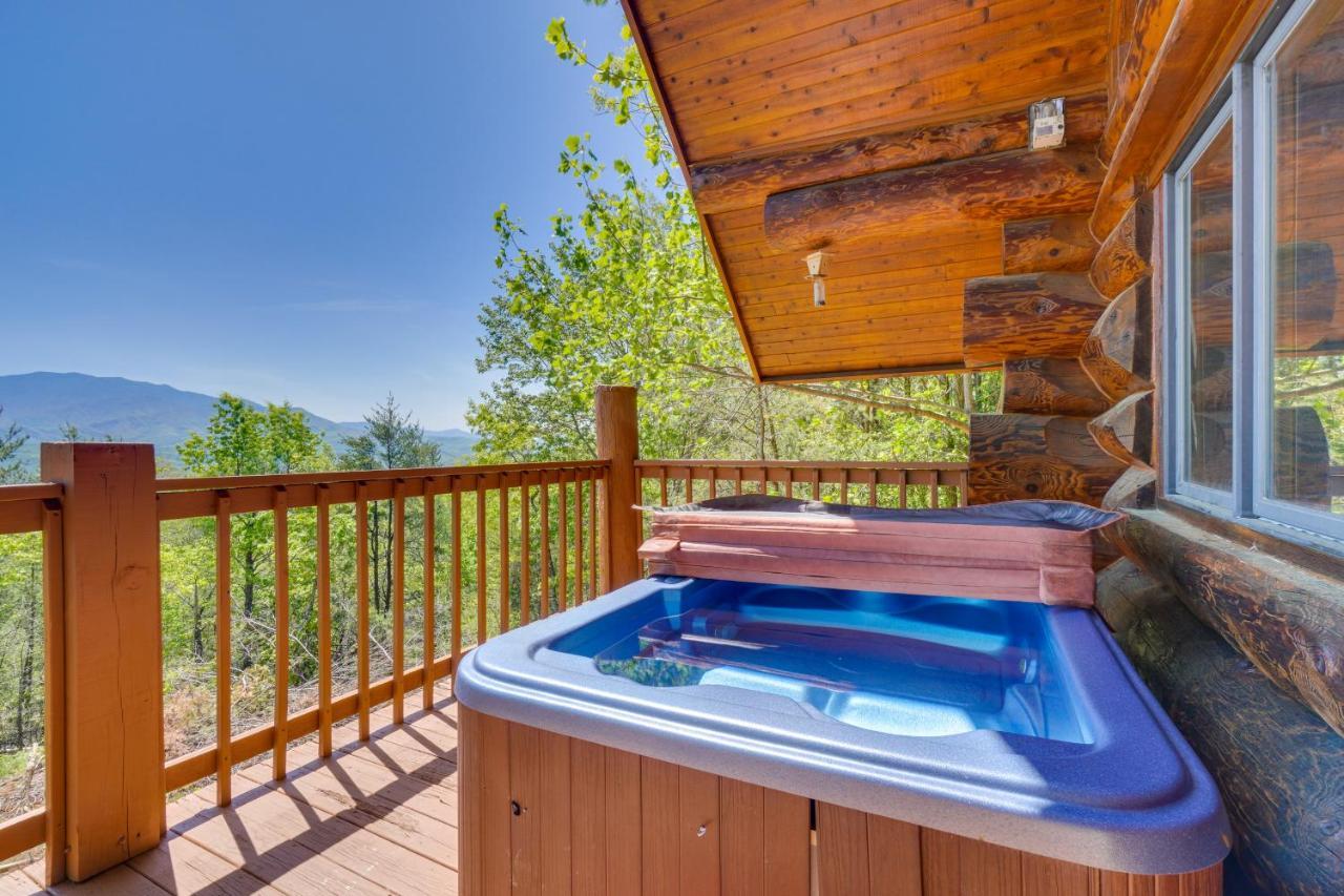 Smoky Mountain Vacation With Hot Tub! *